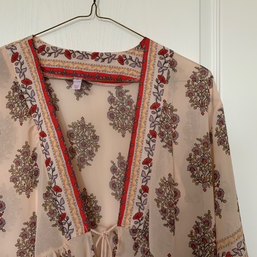 Kimono - Picture 2 of 4